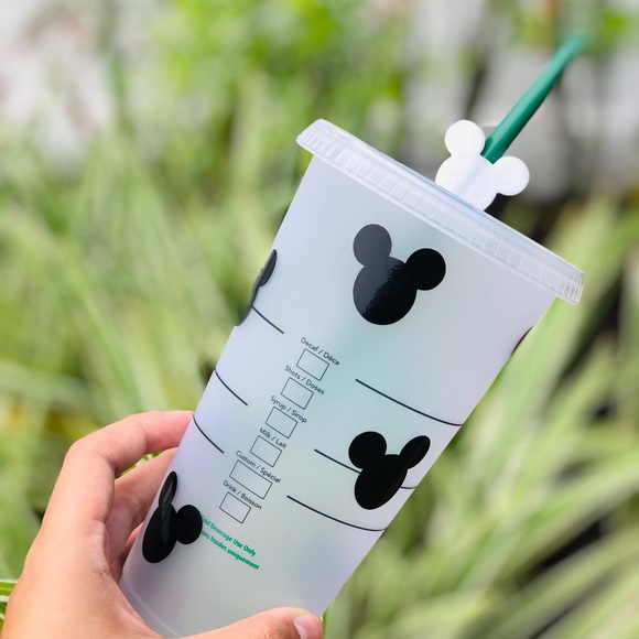 Disney Starbucks Venti cold cup with straw topper - Picture 4 of 5
